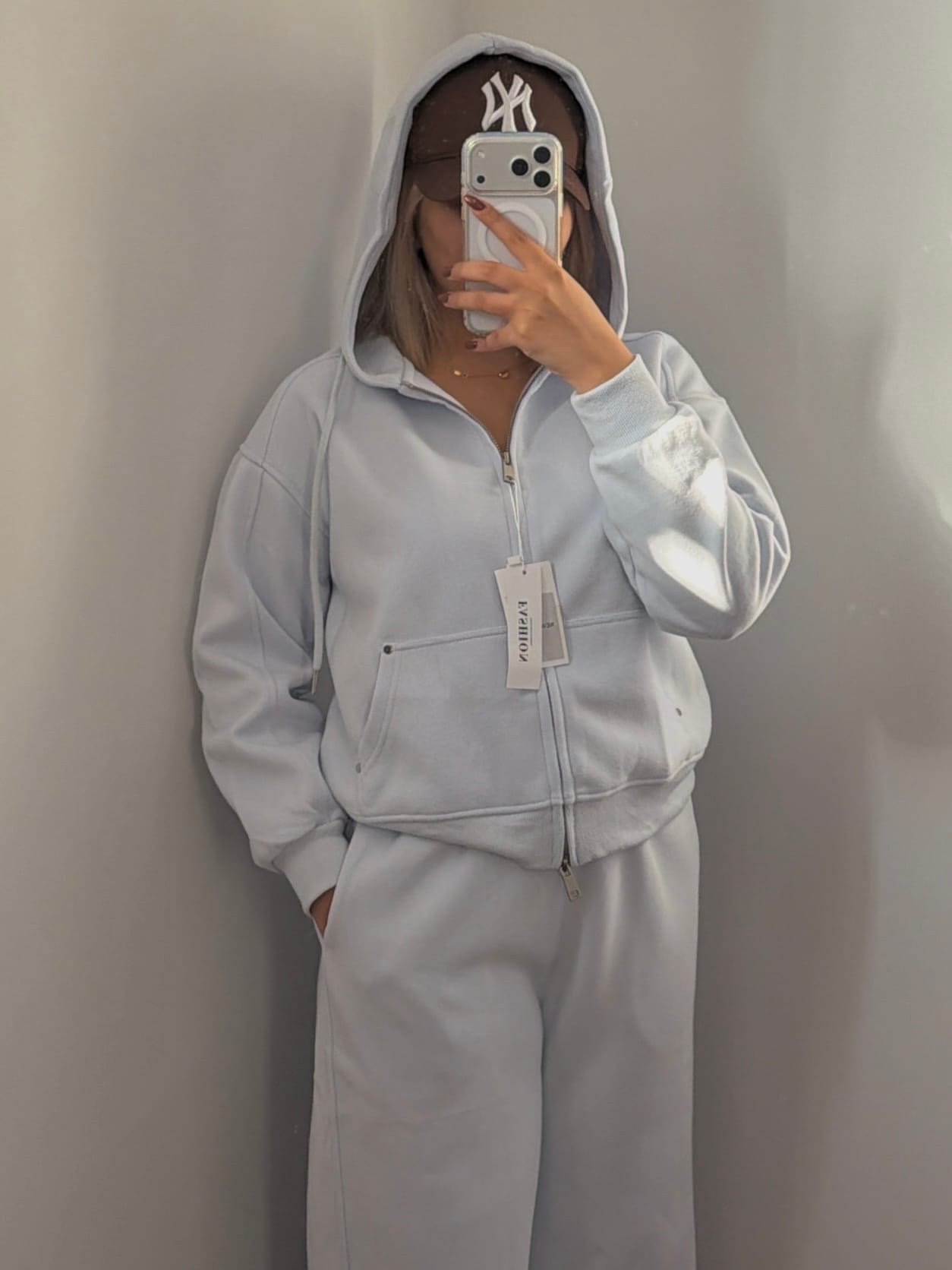 E3328D88-021A-4F83-8751-048F920E2B90